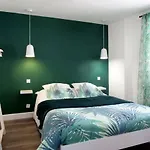 Apartment Les De Laure - L'or Vert, Avec Vue Sur Le Chateau, Parking Prive, Climatisation, Netflix, A 160 M De La Cite Medievale Carcassonne