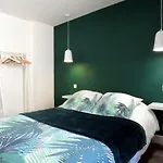 Apartment Les De Laure - L'or Vert, Avec Vue Sur Le Chateau, Parking Prive, Climatisation, Netflix, A 160 M De La Cite Medievale *