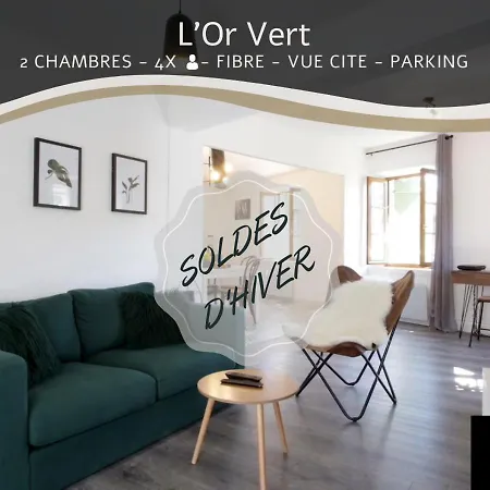 Apartment Les De Laure - L'or Vert, Avec Vue Sur Le Chateau, Parking Prive, Climatisation, Netflix, A 160 M De La Cite Medievale