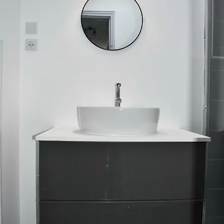 Les De Laure - L'or Vert, Avec Vue Sur Le Château, Parking Privé, Climatisation, Netflix, à 160 M De La Cité Médiévale Carcassonne