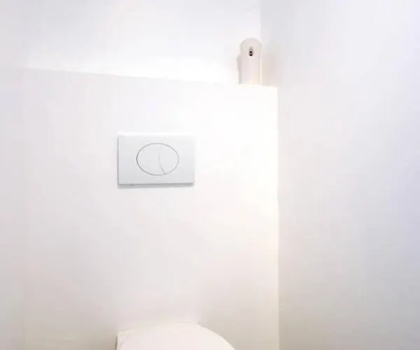 Les De Laure - L'or Vert, Avec Vue Sur Le Chateau, Parking Prive, Climatisation, Netflix, A 160 M De La Cite Medievale Apartment