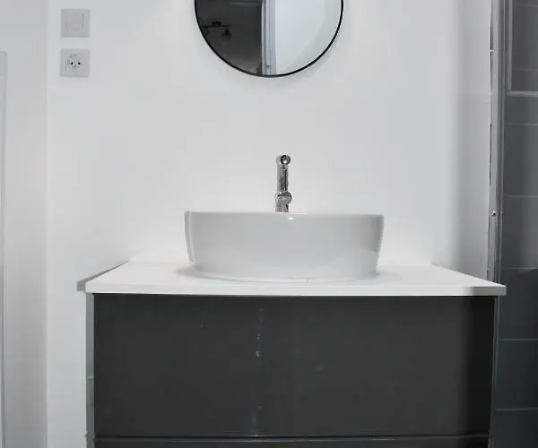 Les De Laure - L'or Vert, Avec Vue Sur Le Château, Parking Privé, Climatisation, Netflix, à 160 M De La Cité Médiévale Carcassonne