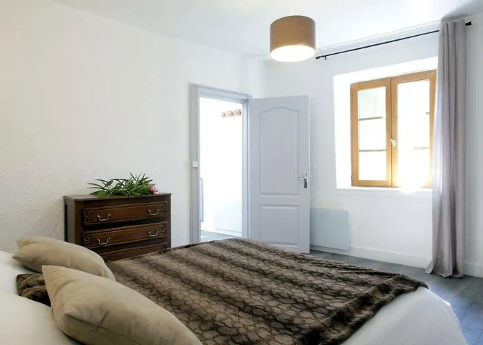 Les De Laure - L'or Vert, Avec Vue Sur Le Chateau, Parking Prive, Climatisation, Netflix, A 160 M De La Cite Medievale Apartment Carcassonne