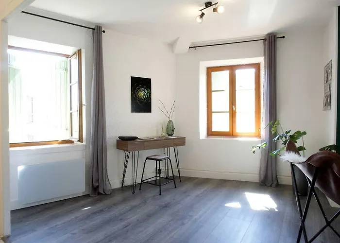 Les De Laure - L'or Vert, Avec Vue Sur Le Château, Parking Privé, Climatisation, Netflix, à 160 M De La Cité Médiévale * Carcassonne